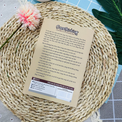 Sách Overthinking: Loại Bỏ Bệnh Lo Âu Và Suy Nghĩ Quá Nhiều