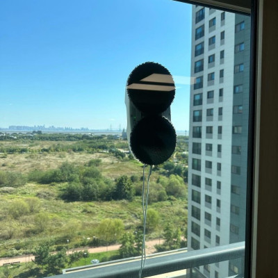 Robot lau kính Everybot WS300, lau cửa kính trên cao, gương, tường gạch phòng tắm Made in Korea Hàng chính hãng