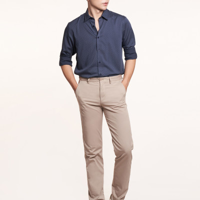 Áo Sơ Mi Nam Tay Dài Chấm Bi Nhỏ Xanh Đậm N&M Ninomaxx 2101043