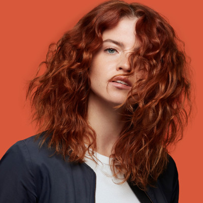 Dầu Xả Dưỡng Tóc Mềm Mượt Goldwell KMS Tamefrizz Kiểm Soát Bông Xù, Giảm Xơ Rối Lên Đến 99%