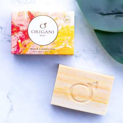 Combo Son dưỡng và Xà phòng hương mật ong Manuka