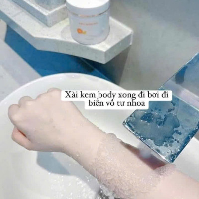 Kem Dưỡng Trắng Da Body Narci Natural Smooth White Body 200g hạn 2027