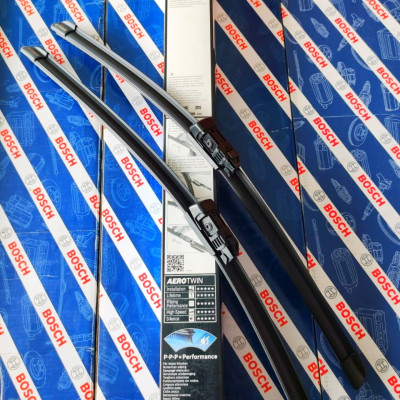 BỘ GẠT MƯA BOSCH AEROTWIN EURO SET BMW X6, X5 E70 E71 E72 (2012-2013) - 20X24 (7296)