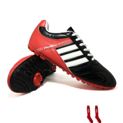 Giày Đá Bóng Sân Cỏ Nhân Tạo Prowin 3 Sọc Đen Chính Hãng