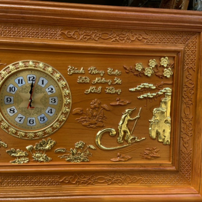 Tranh đồng hồ treo tường khắc chữ cha mẹ bằng gỗ gõ kt 67×127×4cm