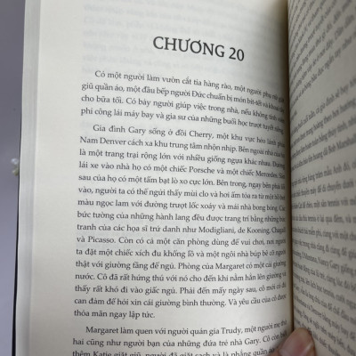 GIẢI MÃ TÂM THẦN PHÂN LIỆT -  Robert Kolker  - Thân Trần Bảo Ngọc dịch –BáchViệt – NXB Thanh Niên