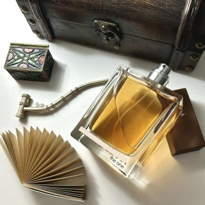 Tinh dầu Nước hoa nữ D&G Th.e O.n.e 10ml dạng xịt, mùi hương sang trọng thanh lịch