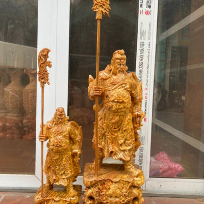 Tượng quan công trấn ải bằng gỗ huyết long kt cao 60×23×14cm