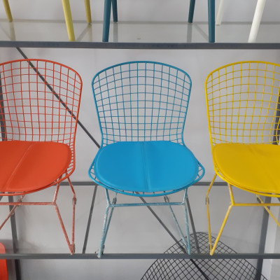 Ghế ngồi ban công ngoài trời kiểu lưới kim loại sơn tĩnh điện kèm nệm ngồi simili màu vàng Ghế cafe sân vườn đẹp hiện đại / yellow Harry Bertoia chairs / Fastfood chairs / outdoor chairs BERTOIA-2