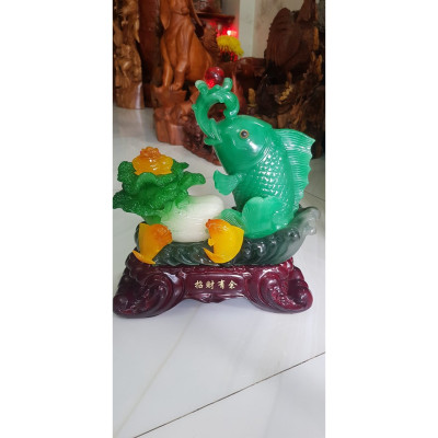 Tượng Phong Thủy Cá Chép Xanh To Ngậm Châu Đỏ Bắp Cải Có Cá có nước có tiền Bắp cải tượng trưng cho của cải thêm 2 cá vàng nhỏ xinh xinh cóc vàng ngậm tiền Size 39cm x 33cm x 17cm Anh Chị trưng phòng khách nhà, công ty, quà biếu tặng ý nghĩa ạ