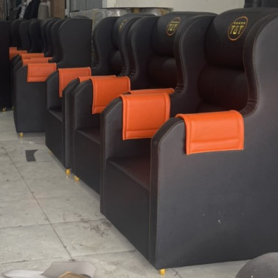 Ghế cho games thủ và ghế văn phòng êm ái (đen) 70 cm x 70 cm x cao 110 cm