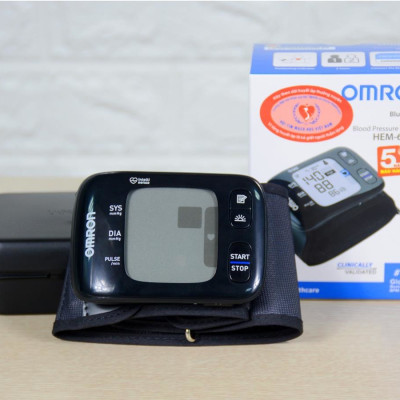 Máy Đo Huyết Áp Cổ Tay Cao Cấp Omron HEM 6232T - Thương Hiệu Số 1 Thế Giới