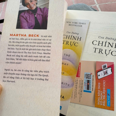 (New York Times Bestseller) CON ĐƯỜNG CHÍNH TRỰC - Martha Beck - Hà Trần dịch - First New