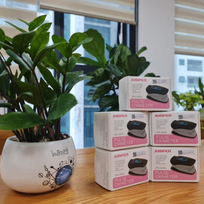 Máy đo nồng độ oxy máu SPO2 và nhịp tim, chỉ số PI Jumper JPD-500D (Chứng nhận FDA hoa kỳ)