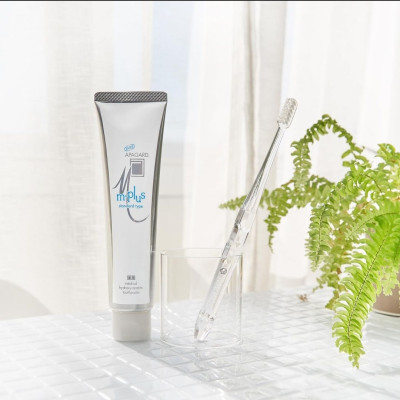 Kem Đánh Trắng Răng Chiết Xuất Ngọc Trai Apagard M Plus 60 G