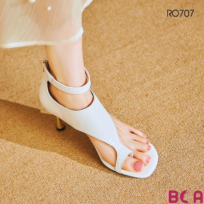 [HIỆN ĐẠI + CÁ TÍNH] Sandal Cao Gót 8 Phân RO707 ROSATA Giúp Chị Em Tỏa Sáng Theo Từng Bước Chân