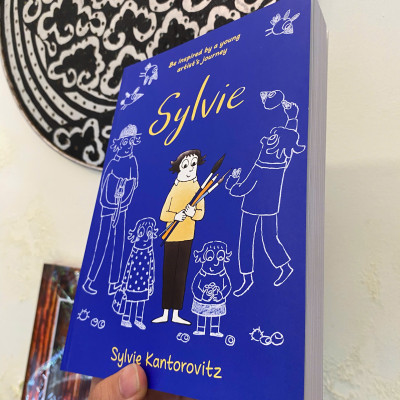 Sách - Sylvie: A Graphic Memoir by Sylvie Kantorovitz - Graphic Novels in English