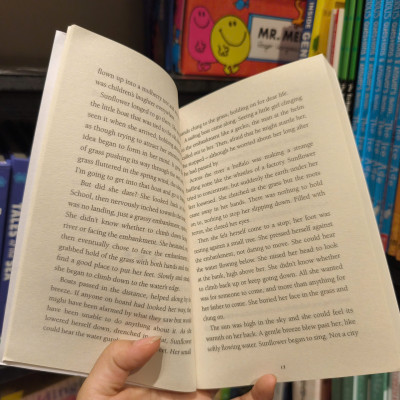 Sách - Bronze and Sunflower by Cao Wenxuan - Children