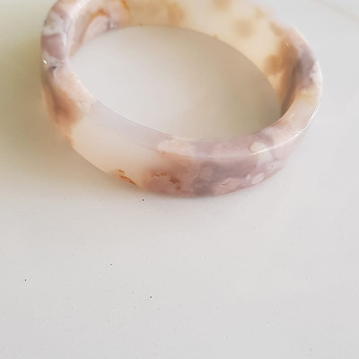 Vòng tay Nữ Mã Não Bản Vuông bông rau câu Ni 50mm x cao 13mm x dầy 5mm Nữ 45kg - 50kg đeo đẹp xinh tay lắm ạ