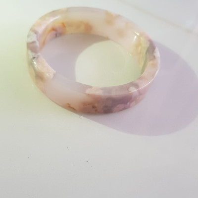 Vòng tay Nữ Mã Não Bản Vuông bông rau câu Ni 50mm x cao 13mm x dầy 5mm Nữ 45kg - 50kg đeo đẹp xinh tay lắm ạ