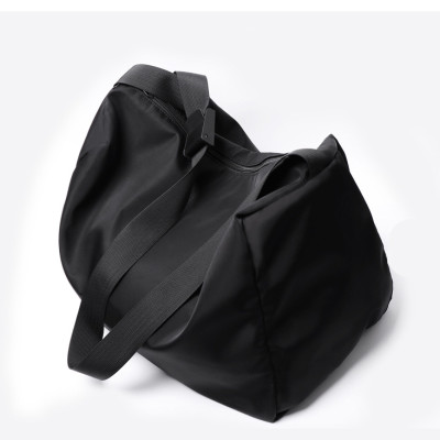 Túi đeo chéo nam - nữ phong cách mới  - BEE GEE DCN9160