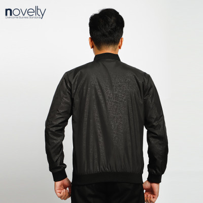 Áo jacket nam in chìm Novelty màu đen 2203362