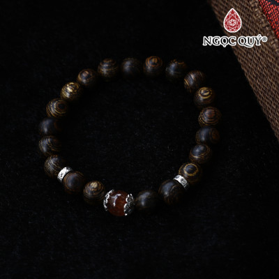 Vòng trầm sánh tròn 8mm phối đá thạch anh tóc đỏ - Ngọc Quý Gemstones