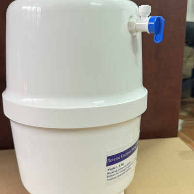 Bình áp nhựa 8 lít (3.2G) dùng cho máy lọc nước RO các loại- kèm van bình áp/ Hàng chính hãng