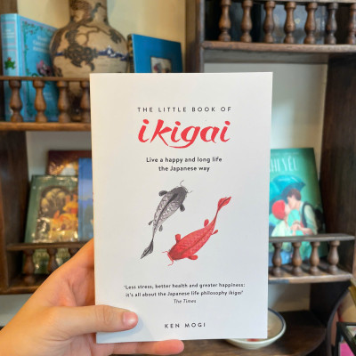 Sách - The Little Book of Ikigai: Live a happy and long life the Japanese way by Ken Mogi