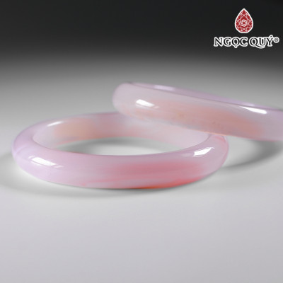 Vòng tay đá Chalcedony hồng nhạt vân - Ngọc Quý Gemstones