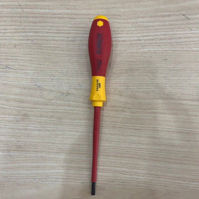 Tua vít cách điện 2 cạnh Wiha 00823 (4 x 100 x 211)