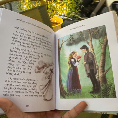 (ILLUSTRATED CLASSICS) CHUYỆN KỂ VỀ CÁC CHÀNG HOÀNG TỬ VÀ CÁC NÀNG CÔNG CHÚA – Nhiều tác giả - Thùy Dương dịch – Đinh Tị Books
