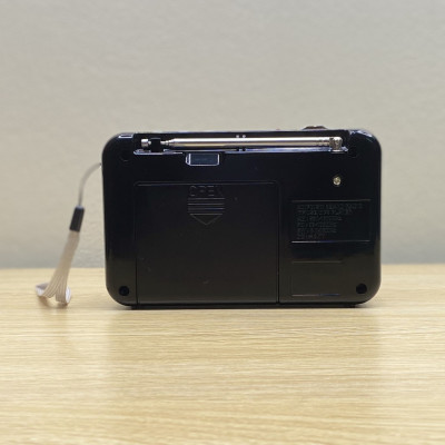 Đài Radio Sony SW-521UT Đọc thẻ nhớ,USB (Hàng Chính Hãng )