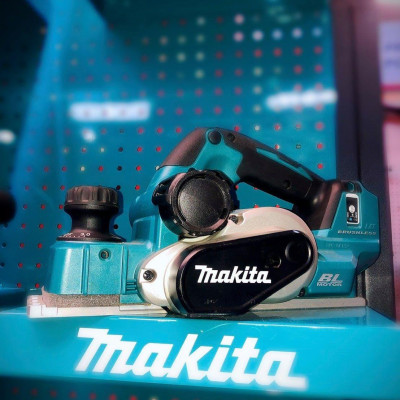 MÁY BÀO GỖ DÙNG PIN 18V MAKITA DKP181Z (KHÔNG KÈM PIN VÀ SẠC) - HÀNG CHÍNH HÃNG