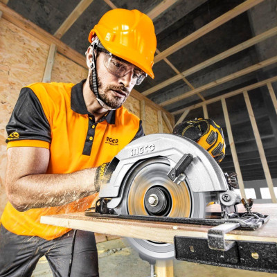 MÁY CƯA ĐĨA TRÒN 185MM 1600W INGCO CS18568 - HÀNG CHÍNH HÃNG