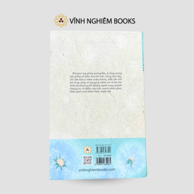 Sách - Lan Tỏa Tình Yêu Thương - Tập 12 - Tuyển Tập Ranh Giới Giữa Mê Và Ngộ - Đại sư Tinh Vân - Vĩnh Nghiêm Books