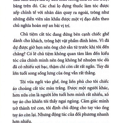 Tiệm Cắt Tóc Trông Về Phía Biển