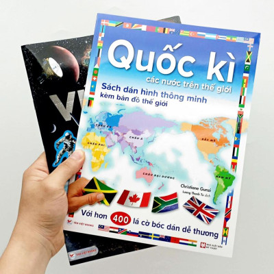 Combo Bộ Sách Dán Hình Thông Minh: Vũ Trụ + Quốc Kì (Bộ 2 Cuốn)