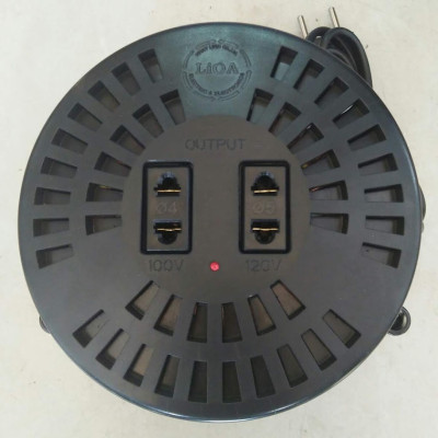 Bộ đổi nguồn 220v sang 100v - 120v lioa 400va