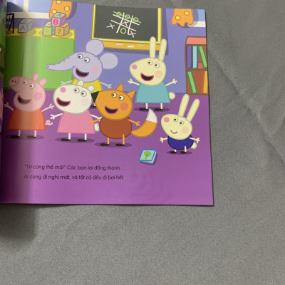 sách - Thế Giới Của Peppa - Kì Nghỉ Hè Của Peppa