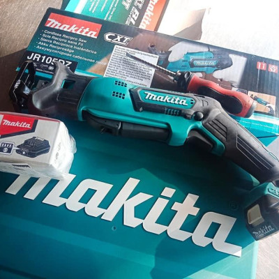 MÁY CƯA KIẾM DÙNG PIN 12V 210W MAKITA JR105DZ (KHÔNG KÈM PIN VÀ SẠC) - HÀNG CHÍNH HÃNG