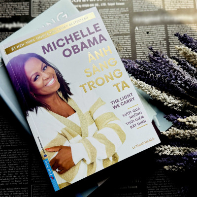 Sách Ánh Sáng Trong Ta - Michelle Obama - First News