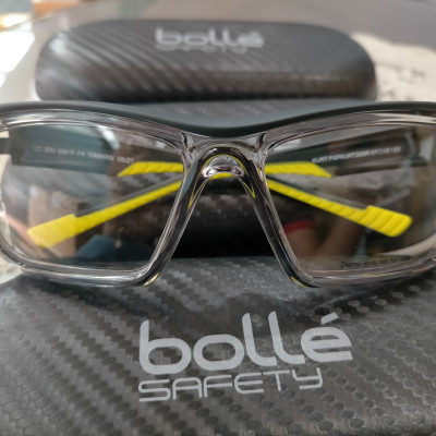 KÍNH BẢO HỘ BOLLE PXFKURT206R DÀNH CHO NGƯỜI CẬN/VIỄN - KÍNH THUỐC THAY TRÒNG