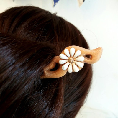 TRÂM CÀI TÓC GỖ ĐÍNH HOA 7