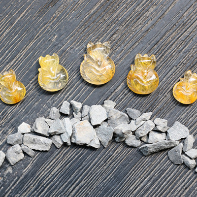 Hồ Ly Thạch Anh Tóc Vàng Ngọc Quý Gemstones