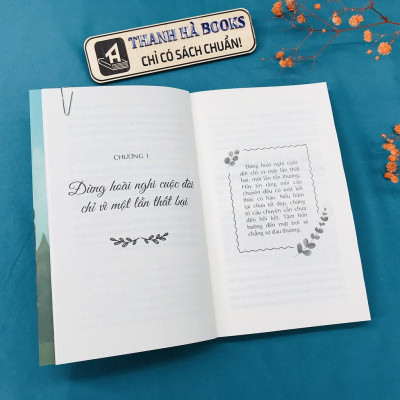 Sách - Không Sợ Đêm Đen Bởi Trong Lòng Có Ánh Sáng 