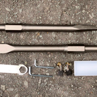 MÁY ĐỤC BÊ TÔNG 2400W 30MM DEKTON DK-DH6502 - HÀNG CHÍNH HÃNG