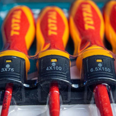 BỘ 6 TUA VÍT CÁCH ĐIỆN TOTAL THTIS566 - HÀNG CHÍNH HÃNG