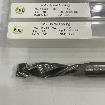 Dao phay up&down FUL/Ý D12x42x12x90x2Z 9MT.000