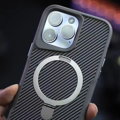 Ốp lưng cho iPhone 15 Pro Max, iPhone 15 Pro hiệu Likgus Fiber hỗ trợ sạc không dây, kèm kệ chống lưng, vân carbon chống trơn trượt, chống sốc cao cấp - Hàng chính hãng